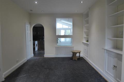 37 Derby Road, Hounslow, TW3 3UQ