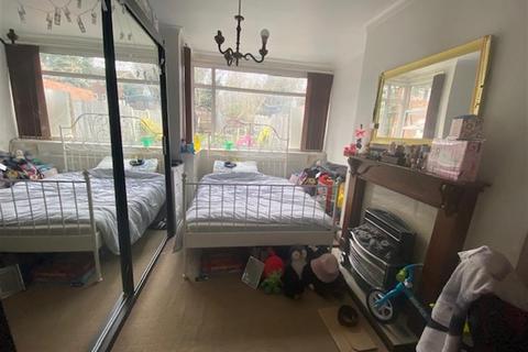 73 Wolverhampton Road South, Birmingham, B32 2AY