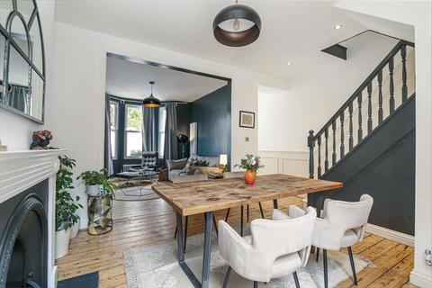 14 Rainbow Street, London, SE5 7TD