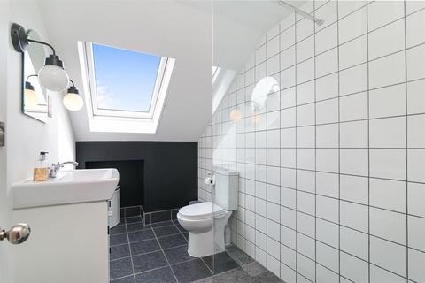 14 Rainbow Street, London, SE5 7TD