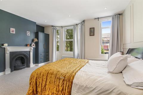 14 Rainbow Street, London, SE5 7TD