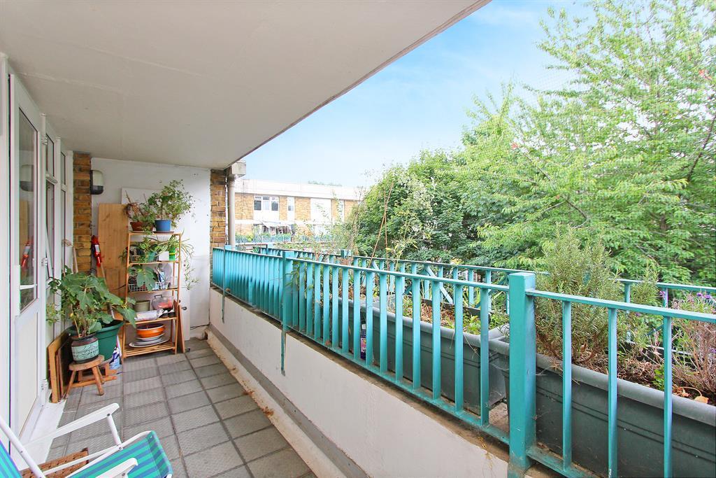 Aytoun Road, London, SW9 0UE 1 bed flat for sale £285,000