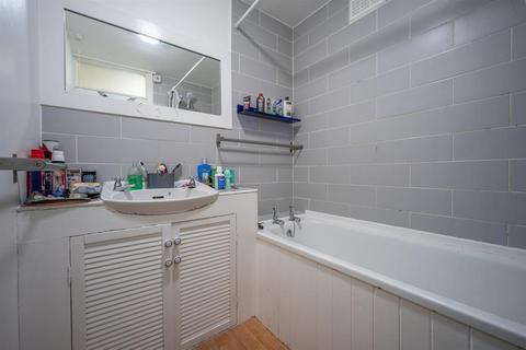 1 Cedarhurst, Birmingham, B32 2JZ