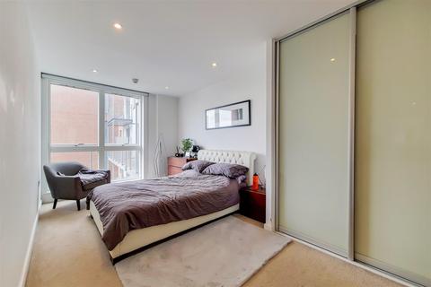 3 bedroom apartment for sale - Hudson House, Bow, E3