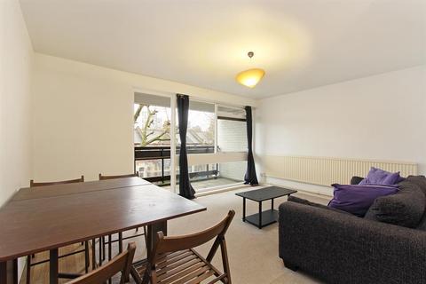 Flat 34, Dighton Court John Ruskin Street, London, SE5 0PR