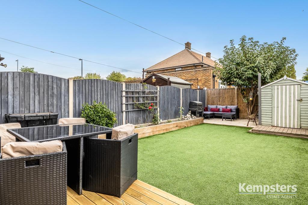 Rear Garden 2.jpg