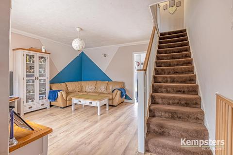 120 Cherwell Grove, South Ockendon, RM15 6AS