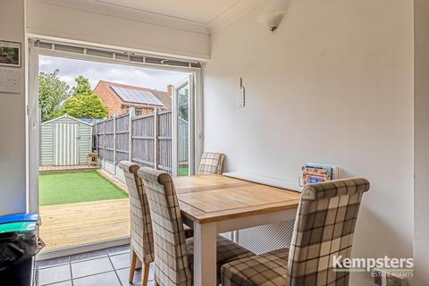 120 Cherwell Grove, South Ockendon, RM15 6AS