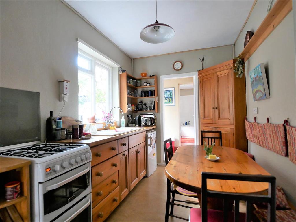 Thorpe Street, York 4 bed terraced house £450,000