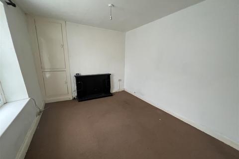 19 Heol Pentrerhedyn, Machynlleth, SY20 8DG