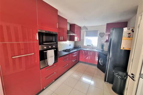 227 Broad Lane, Leeds, LS13 2NJ