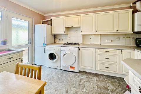 3 bedroom detached bungalow for sale - Greenway Park, Galmpton, Brixham
