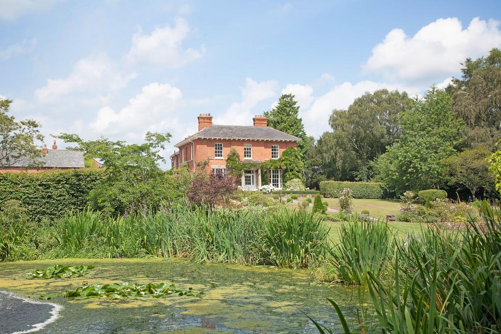 Wykey, Ruyton XI Towns, Shrewsbury, SY4 6 bed detached house for sale