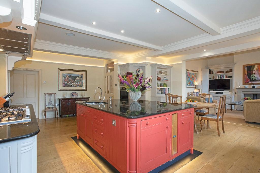 Kitchen/Breakfast