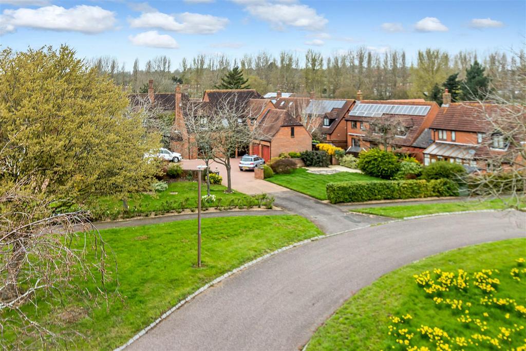 Adams Court, Woughton On The Green 4 bed detached house for sale - £875,000