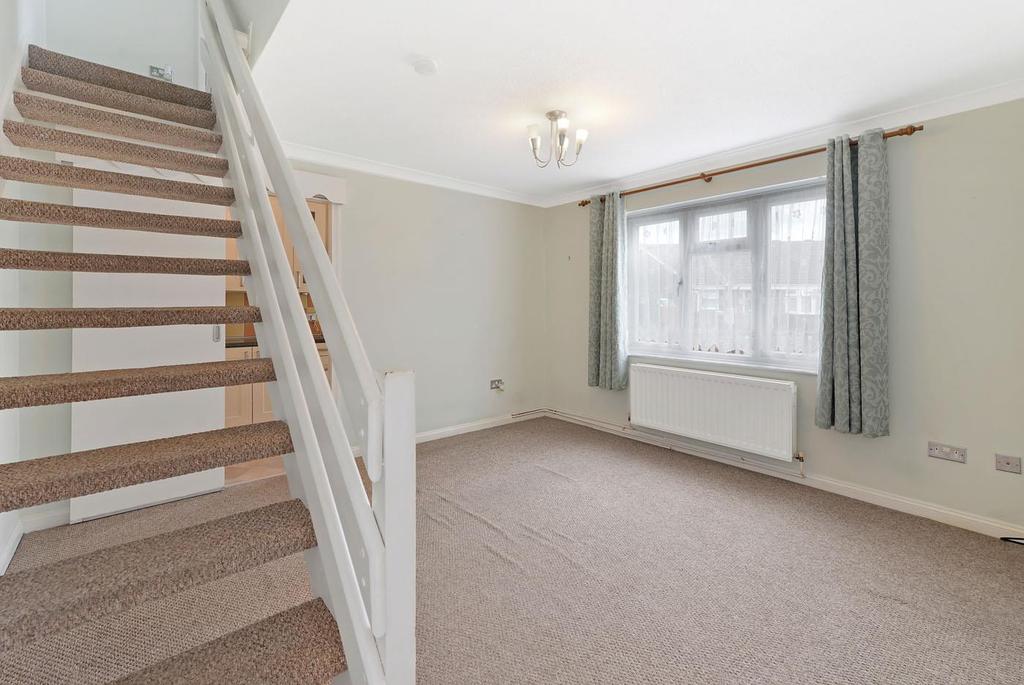 Midsummer Road, Snodland 1 bed end of terrace house £220,000