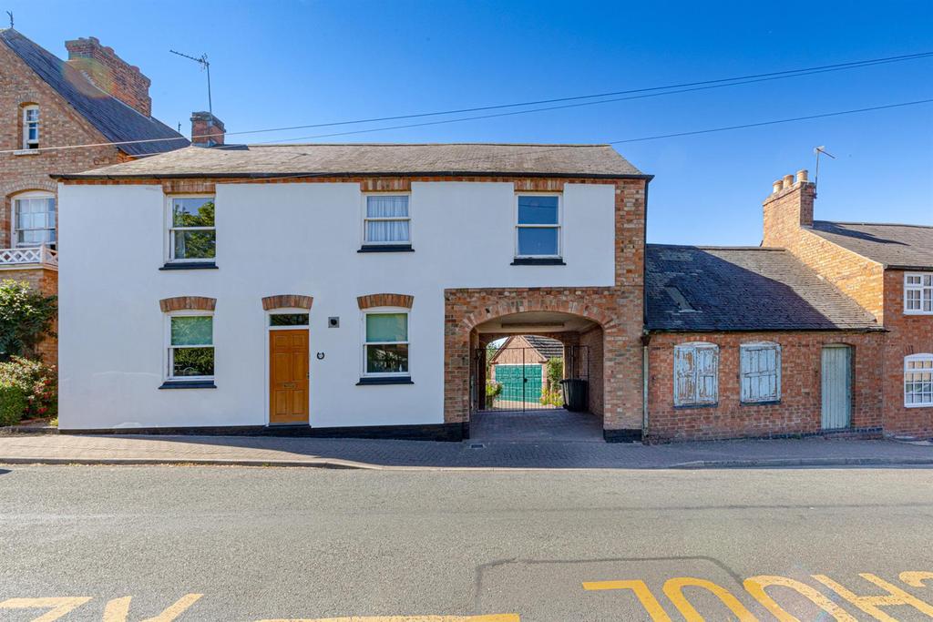 Main Street, Thurnby, Leicester 4 bed detached house for sale £450,000