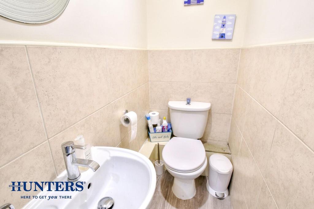 Cloakroom/WC