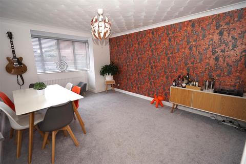 51 Avonhead Close, Horwich, Bolton, BL6 5QD