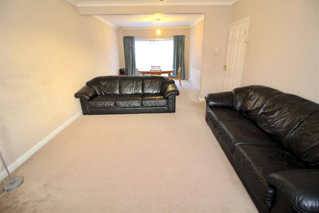 Hurley Road, Greenford 3 bed end of terrace house £545,000