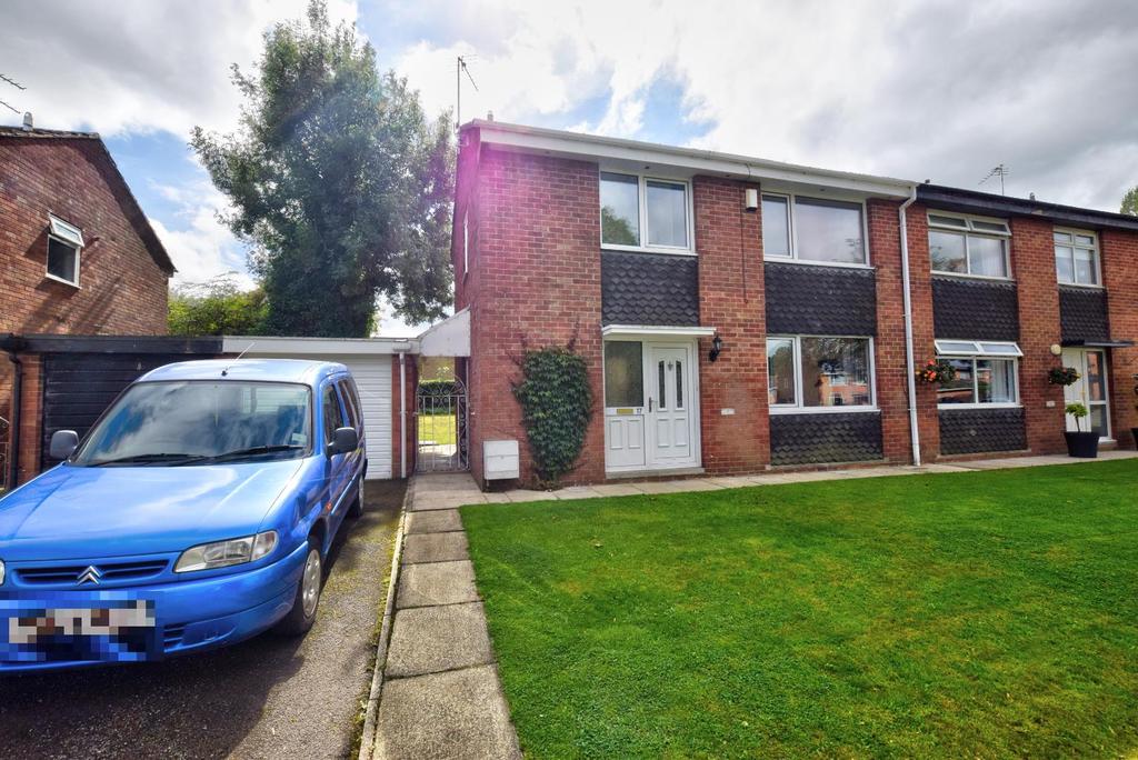 Haverholt Close, Colne 3 bed semidetached house £190,000
