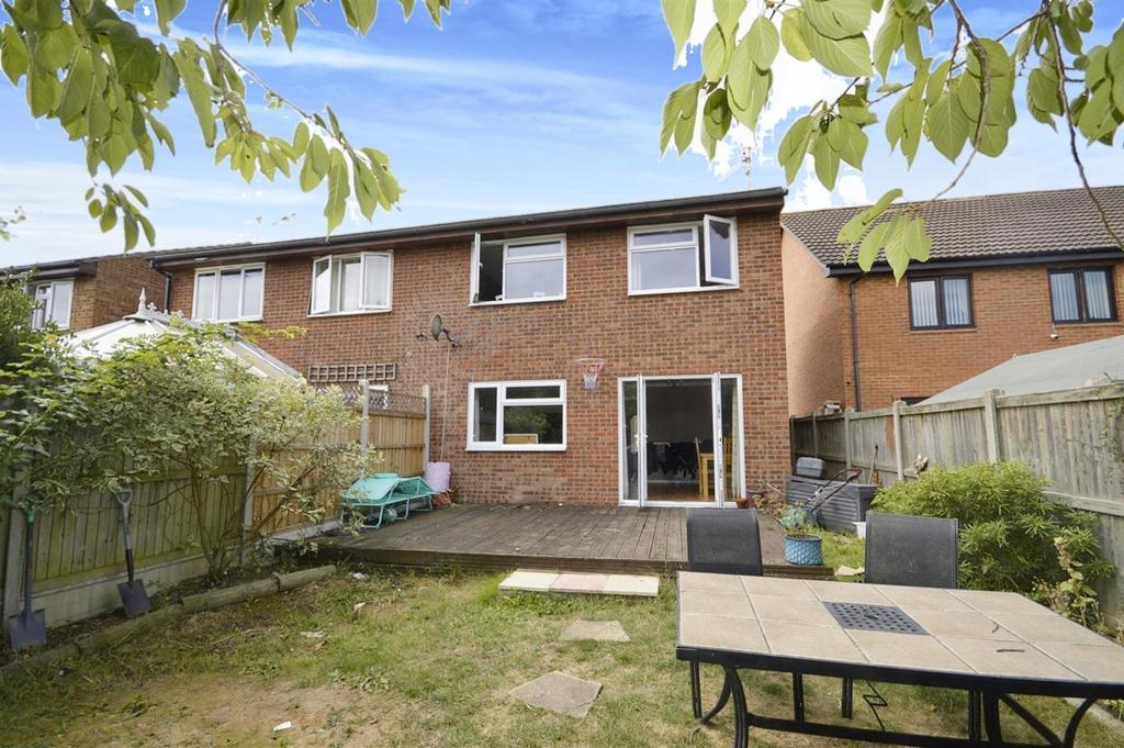Peartree Road, Herne Bay 3 bed semidetached house £380,000