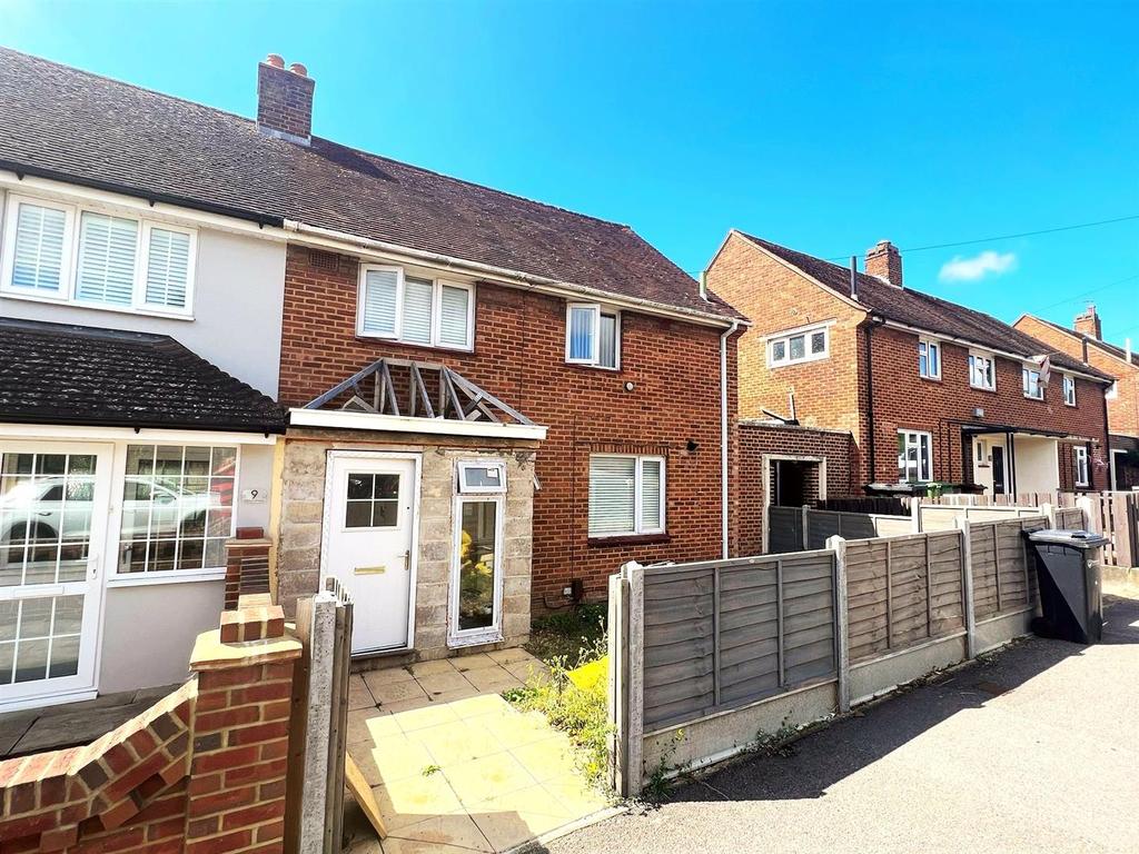 Deerhurst Crescent, Paulsgrove 3 bed semidetached house £275,000