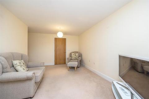 2 bedroom apartment for sale - Whyburn Court, Nottingham Road, Hucknall, Nottingham
