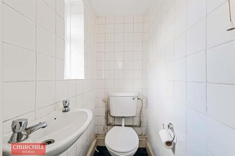 48 Melbourne Road, Walthamstow, London, E17 6LR