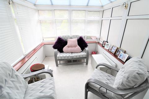 25 Berkeley Avenue, Bexleyheath, DA7 4TY