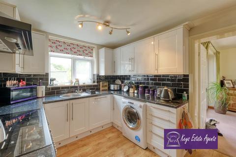 67 Bernard Grove, Stoke-on-trent, ST3 7NZ