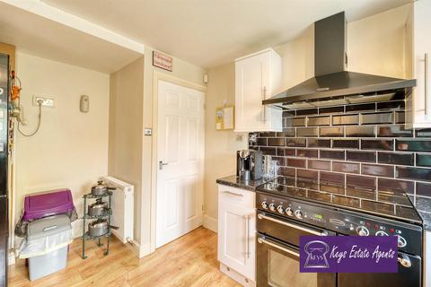 67 Bernard Grove, Stoke-on-trent, ST3 7NZ