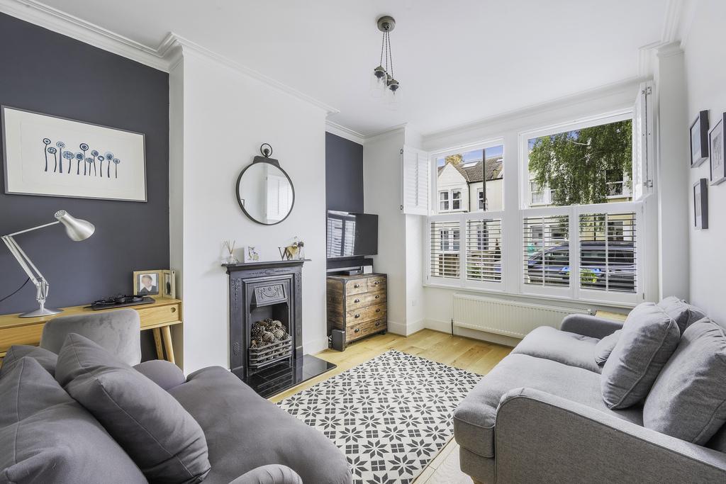 Havelock Road, SW19 3 bed house £2,500 pcm (£577 pw)