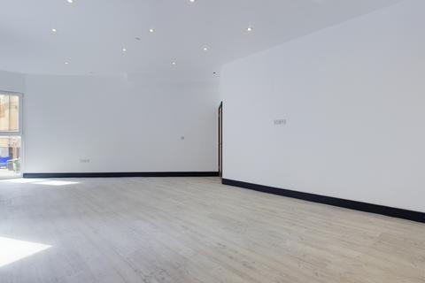 Studio to rent, Kings Buildings, City Centre, Swansea, SA1