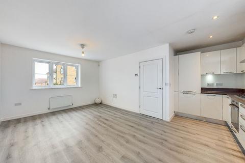 15 Clayhill Gardens, Hoo, Rochester, ME3 9FA