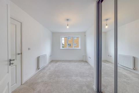 15 Clayhill Gardens, Hoo, Rochester, ME3 9FA