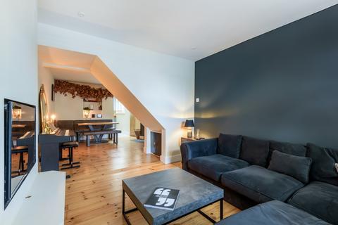 21 Binfield Road, Byfleet, West Byfleet, KT14 7PN