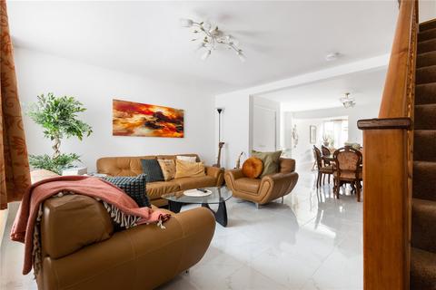 4 bedroom end of terrace house for sale - Woodseer Street, London, E1