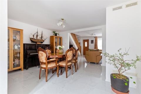 4 bedroom end of terrace house for sale, Woodseer Street, London, E1