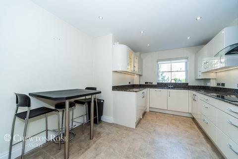 9 Agincourt, Ascot, SL5 7SJ