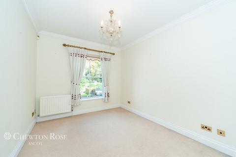 9 Agincourt, Ascot, SL5 7SJ