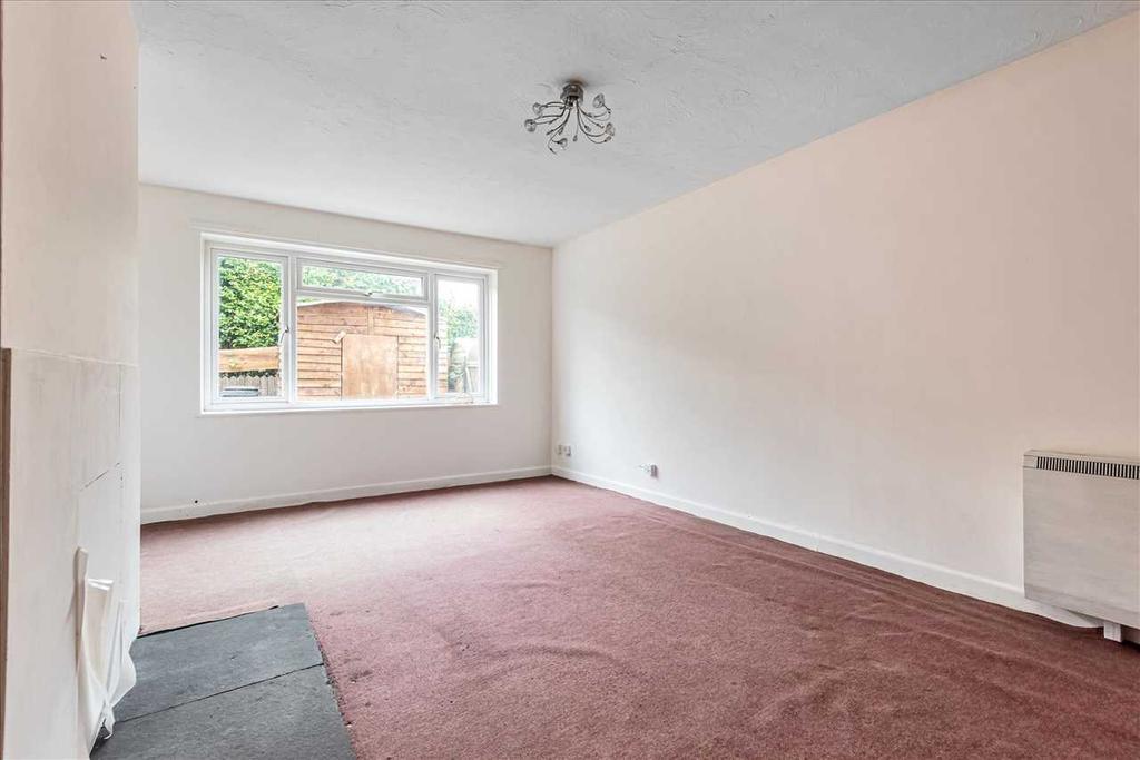 Elmay Houses, Ludgershall 2 bed apartment £150,000