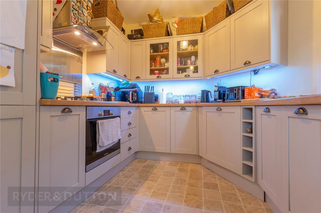 Kitchen: