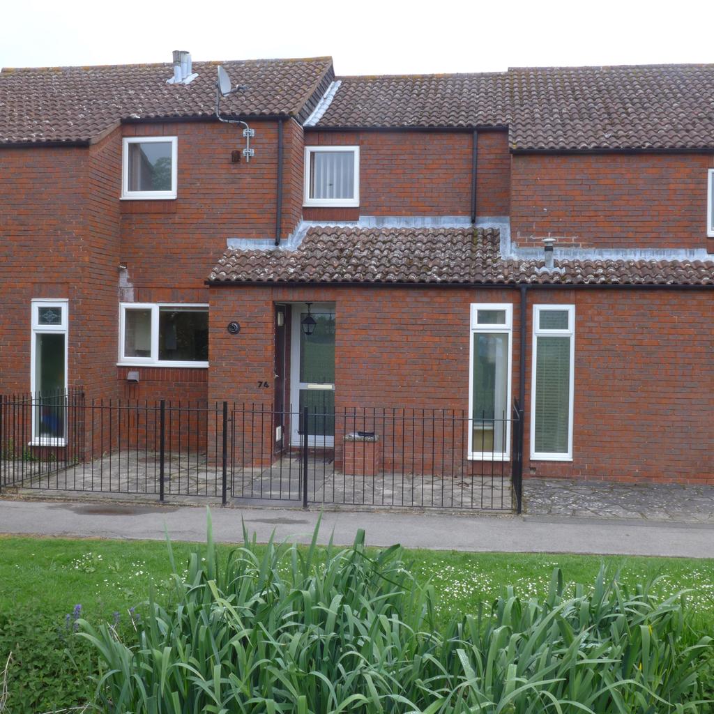 Brooke Road, Princes Risborough, HP27 2 bed terraced house £1,225 pcm (£283 pw)