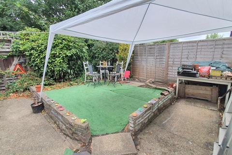 58 Welbeck Road, Barnet, EN4 8RZ
