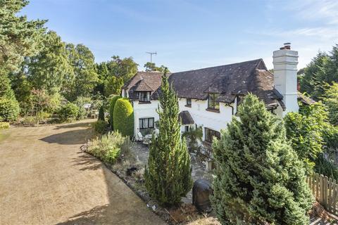 Brackenhill Grove Lane, West Chiltington, Pulborough, RH20 2RD