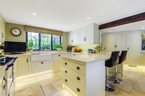 Brackenhill Grove Lane, West Chiltington, Pulborough, RH20 2RD