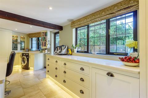 Brackenhill Grove Lane, West Chiltington, Pulborough, RH20 2RD