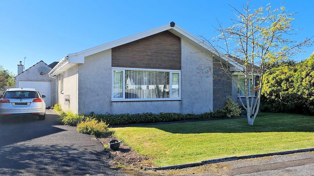 2 Telford Close, Kirkcudbright 4 bed bungalow £285,000