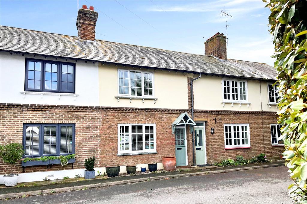 The Cottrells, Angmering, West Sussex 2 bed terraced house £375,000